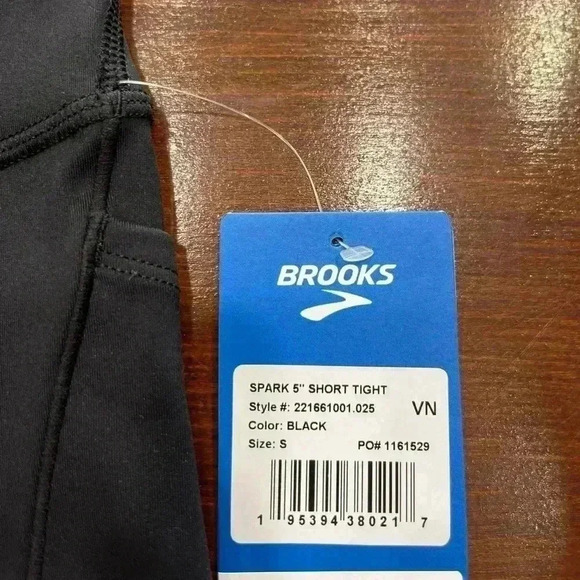 Brooks 5” Spark Biker Shorts - Picture 4 of 4